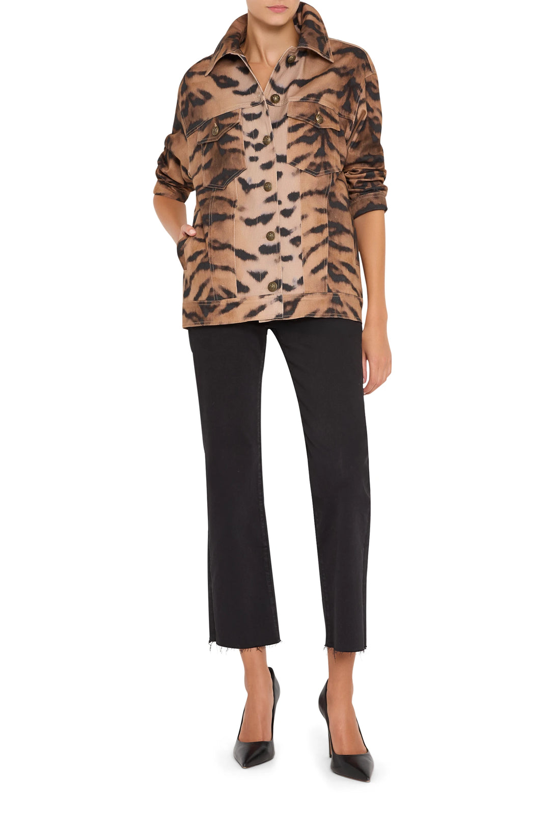 Relaxed-fit jacket with animal print, point collar, front button closure. Front view on model.