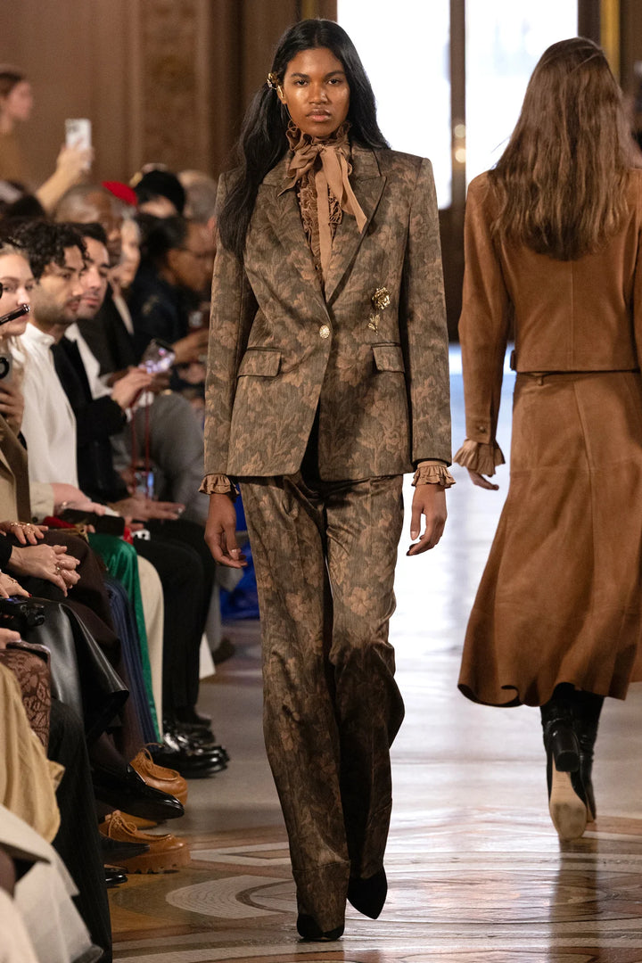 Lisa Jacquard Blazer, a single-button Italian jacquard jacket with a floral pattern, front view on model.
